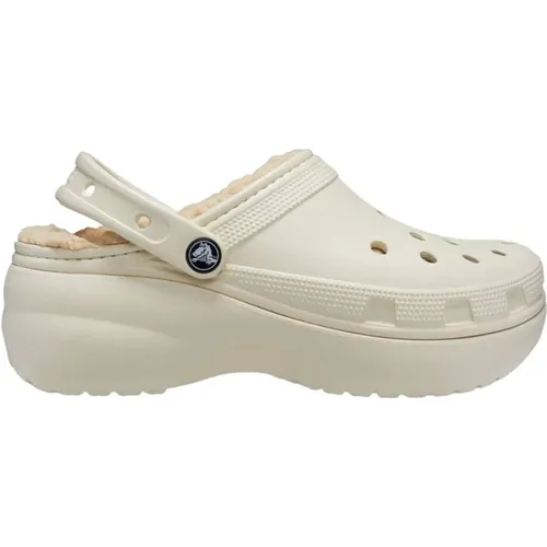 Cozy and Stylish Classic Platform Sandals , female, Sizes: 6 UK, 4 UK, 5 UK - Crocs - Modalova