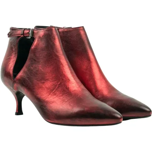 Metallic Burgundy Heeled Boots , Damen, Größe: 38 EU - Strategia - Modalova