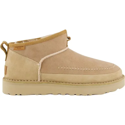 CraftedRegenate Sand Women's Boots , female, Sizes: 5 UK, 3 UK, 6 1/2 UK, 4 UK, 9 UK, 7 1/2 UK - Ugg - Modalova