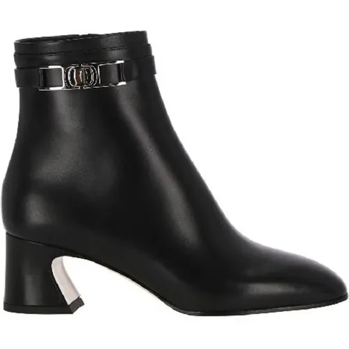 Leather Boots , female, Sizes: 3 1/2 UK - Salvatore Ferragamo - Modalova