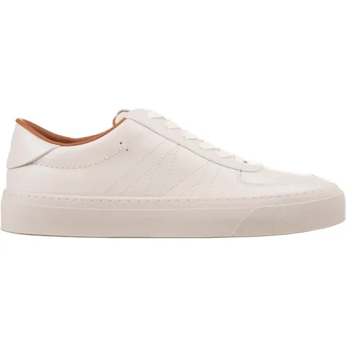 Leather Low-Cut Sneakers , male, Sizes: 7 UK, 10 UK, 9 1/2 UK, 8 1/2 UK, 8 UK - Moncler - Modalova