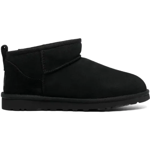 Sheepskin Boots , male, Sizes: 11 UK, 6 UK, 12 UK, 9 UK, 7 UK, 10 UK, 8 UK - Ugg - Modalova