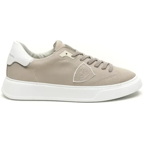 Sneakers , male, Sizes: 7 UK, 6 UK - Philippe Model - Modalova