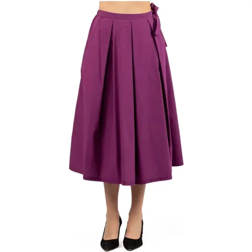 Skirts , female, Sizes: 3XS, XS, M, 2XS, S - Weekend - Modalova