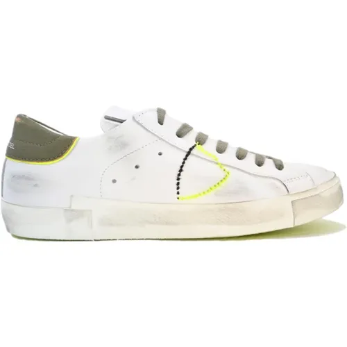 Embroidered Low Top Sneakers in , male, Sizes: 7 UK - Philippe Model - Modalova