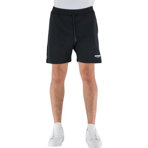 Mesh Mens Shorts with Elastic Waistband and Side Pockets , male, Sizes: S - Represent - Modalova