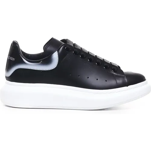 Schwarze Ledersneaker mit Oversized Sohle , Herren, Größe: 42 1/2 EU - alexander mcqueen - Modalova