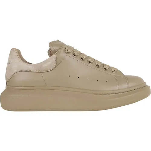 Braune Ledersneaker Oversize Stil,Graue Sneakers Aw24 Stilvoll - alexander mcqueen - Modalova