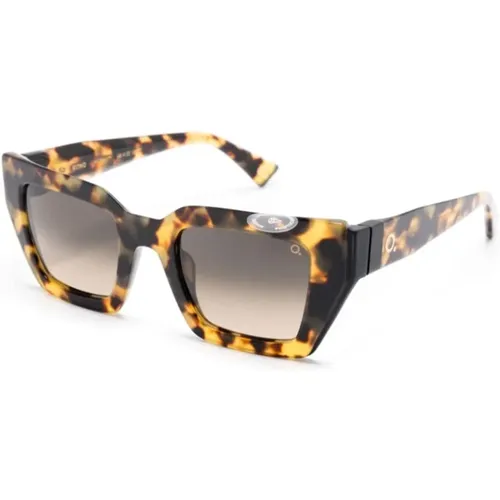 Brown/Havana Sunglasses Stylish Must-Have , female, Sizes: 48 MM - Etnia Barcelona - Modalova