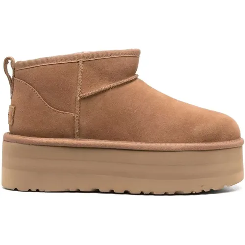 Klassische Ultra Mini Plateau Stiefel , Damen, Größe: 39 EU - Ugg - Modalova