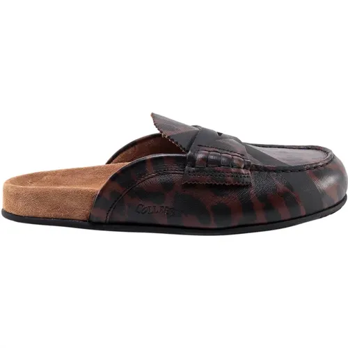 Luxurious Leather Mules with Iconic Print , male, Sizes: 8 UK - College - Modalova