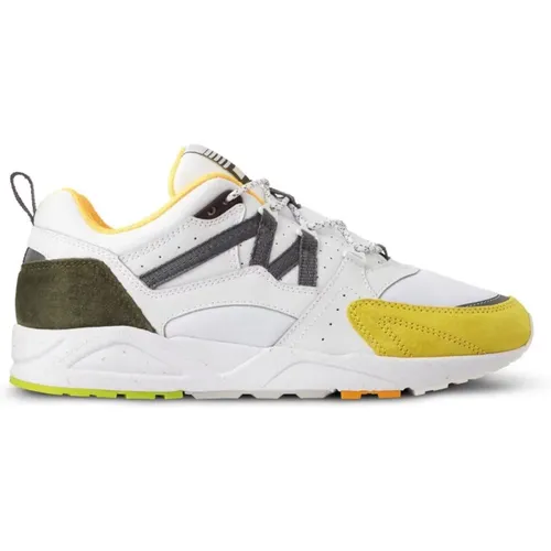 Stylish Sneaker for Men , male, Sizes: 10 UK, 10 1/2 UK - Karhu - Modalova