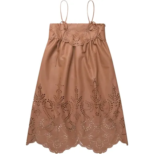 Elegant Dress with Side Pockets , female, Sizes: M, XL - Munthe - Modalova