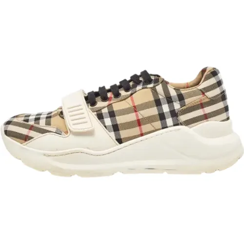 Pre-owned Canvas sneakers - Burberry Vintage - Modalova