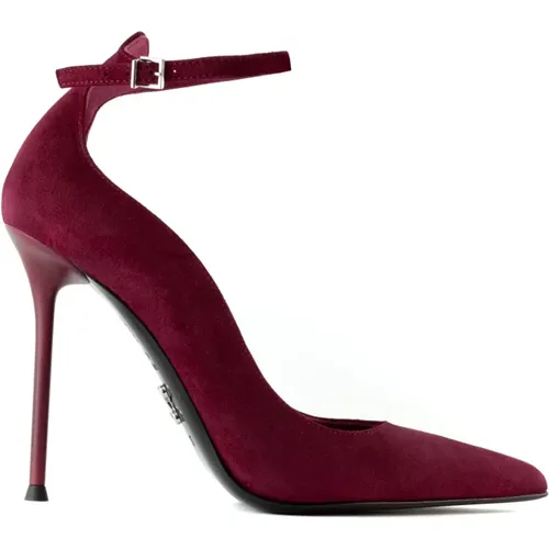 Bordeaux Suede Livia Pumps with Heel , female, Sizes: 5 1/2 UK, 5 UK, 4 UK, 4 1/2 UK, 7 UK - Sergio Levantesi - Modalova