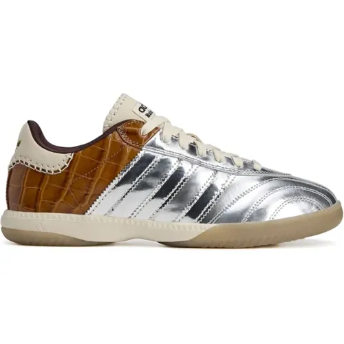 Silberne Sneakers mit Krokodilmuster , Herren, Größe: 39 EU - Adidas - Modalova