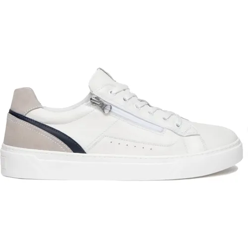 White Sneakers Stylish Design Italy Made , male, Sizes: 7 UK - Nerogiardini - Modalova