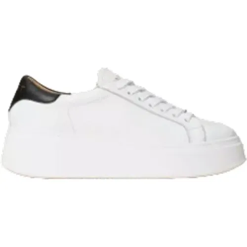 Leather Sneaker , female, Sizes: 3 UK, 4 UK, 5 UK, 6 UK - Twinset - Modalova