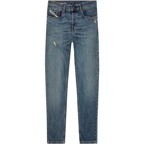 Tapered Jeans - 2005 D-Fining , male, Sizes: W31, W33, W28, W29, W30, W32, W34, W36 - Diesel - Modalova