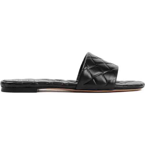 Leather Flat Sandals , female, Sizes: 3 1/2 UK, 3 UK, 7 UK - Bottega Veneta - Modalova