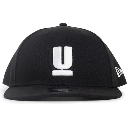 Schwarze Snapback Cap mit Signatur-Stickerei - Undercover - Modalova