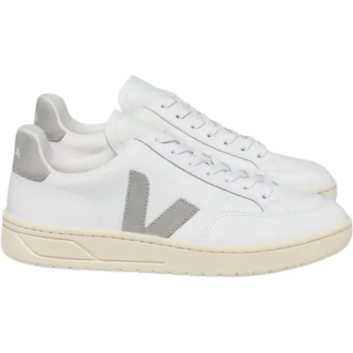 Classic Sneaker for Everyday Wear , female, Sizes: 5 UK, 4 UK, 6 UK - Veja - Modalova