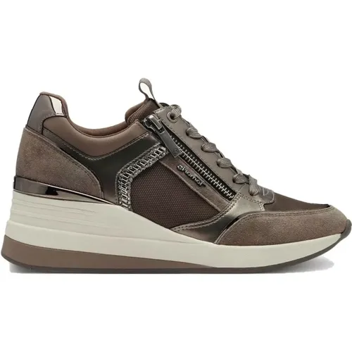 Low Taupe Sneakers for Women , female, Sizes: 8 UK, 4 UK, 6 UK, 7 UK, 5 UK - tamaris - Modalova