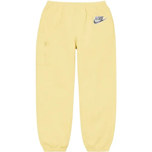 Limited Edition Cargo Sweatpants Pale , male, Sizes: M, L - Nike - Modalova