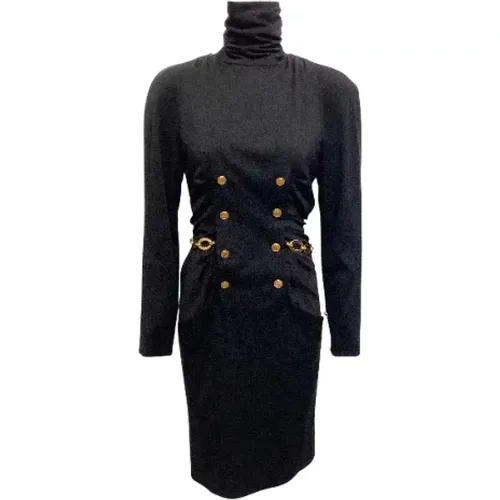 Vintage Wool Dress with Gold Buttons and Chain Belt , female, Sizes: 2XS - Chanel Vintage - Modalova