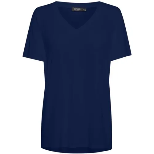 Navy Oversize T-Shirt mit V-Ausschnitt , Damen, Größe: M - Soaked in Luxury - Modalova