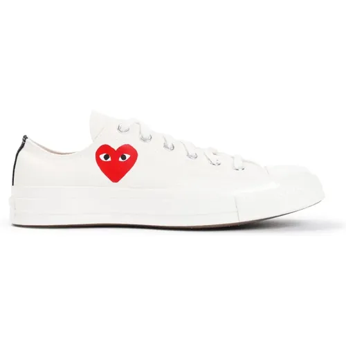 Rote Herz Low Top Sneakers , Damen, Größe: 38 1/2 EU - Comme des Garçons Play - Modalova