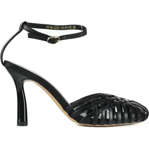 Pumps , female, Sizes: 4 UK, 7 UK, 3 UK, 5 UK, 6 UK - Emanuelle Vee - Modalova