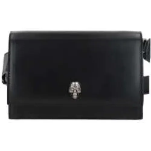 Smooth Leather Shoulder Bag with Silver Hardware and Skull Detail , female, Sizes: ONE SIZE - alexander mcqueen - Modalova