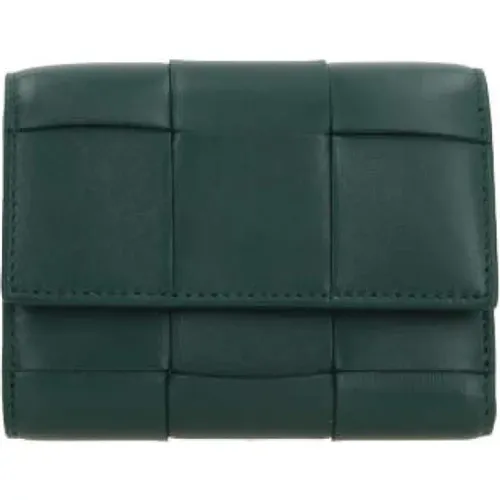 Grüne Smaragd Maxi Intrecciato Tri-Fold Geldbörse - Bottega Veneta - Modalova