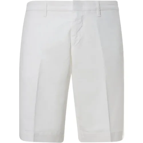 Shorts , male, Sizes: W30 - Fay - Modalova