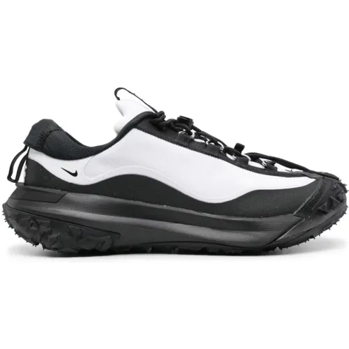 Black Nike Sneakers with Mesh Paneling , male, Sizes: 12 UK, 9 UK, 8 1/2 UK - Comme des Garçons - Modalova