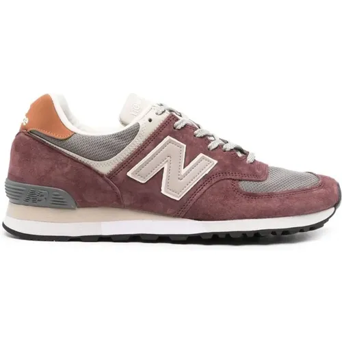 Weinrote Wildleder-Sneaker , Herren, Größe: 42 1/2 EU - New Balance - Modalova