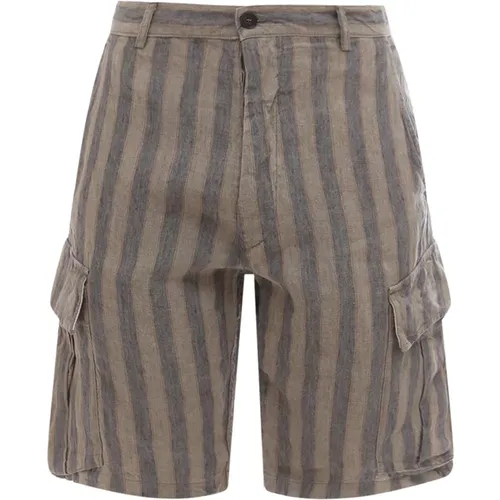 Linen Striped Bermuda Shorts , male, Sizes: XL, M, 2XL - Original Vintage - Modalova