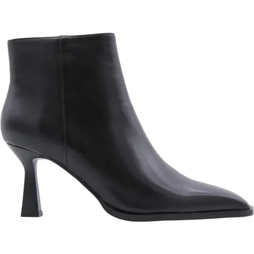 Stylish Ankle Boots for November , female, Sizes: 3 UK, 4 UK, 6 UK - Lola Cruz - Modalova