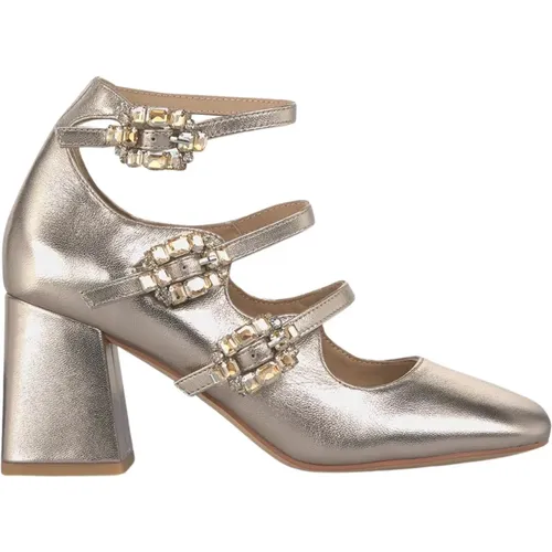 Crystal Buckle Heeled Shoe , female, Sizes: 5 UK, 2 UK, 6 UK, 4 UK - Alma en Pena - Modalova