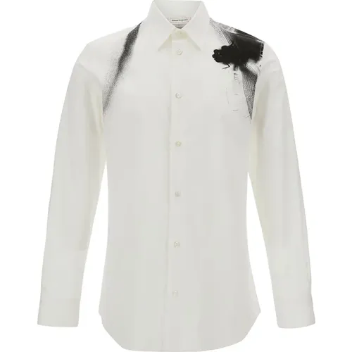 Weißes Hemd mit Kontrastdruck und Klassischem Kragen - alexander mcqueen - Modalova