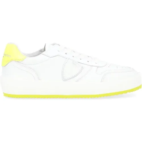 Weiße und Fluoreszierend Gelbe Ledersneaker - Philippe Model - Modalova