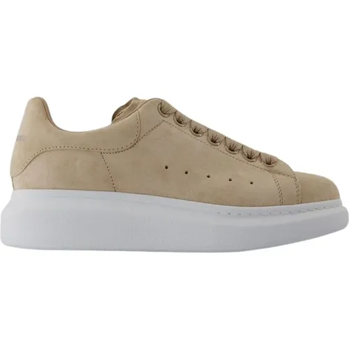 Leather Oversized Sneakers , female, Sizes: 4 UK, 7 UK, 5 UK, 6 UK, 3 UK - alexander mcqueen - Modalova