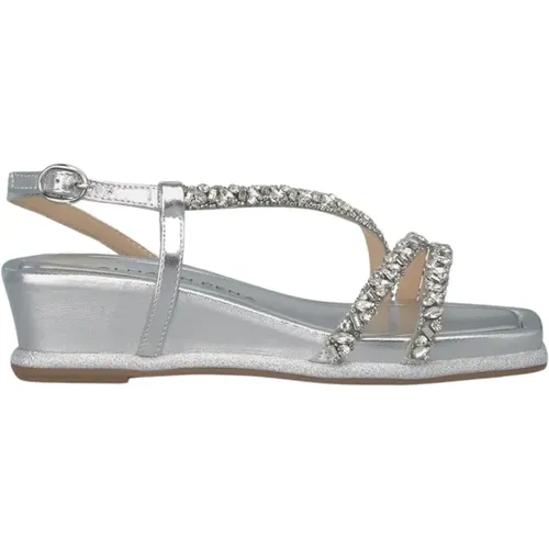 Rhinestone wedge sandal strips - Alma en Pena - Modalova