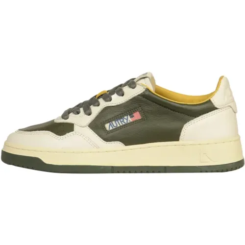 Low Top Sneakers Medalist Style , male, Sizes: 8 UK - Autry - Modalova