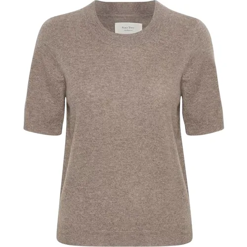 Comfortable and Stylish Everlotta T-shirt 30307338 , female, Sizes: L, S, M, XL, 2XL - Part Two - Modalova