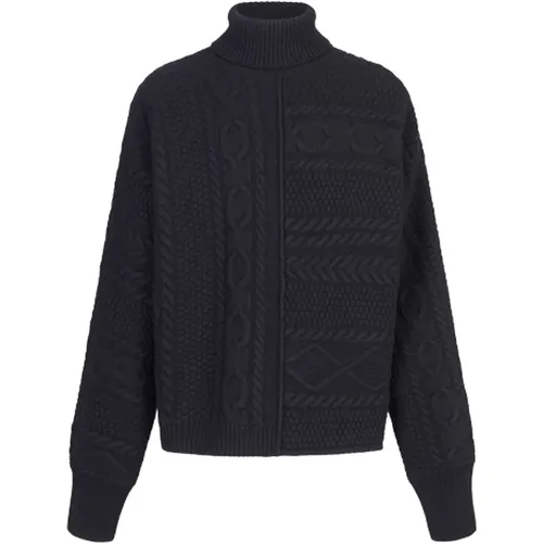 Wool Turtleneck, Oversized Fit, Long Sleeves , male, Sizes: M, XL, L - Givenchy - Modalova