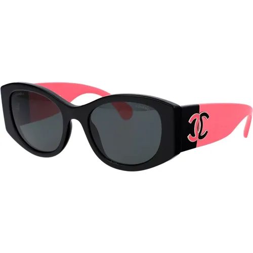 Stilvolle Sonnenbrille für Frauen - Chanel - Modalova