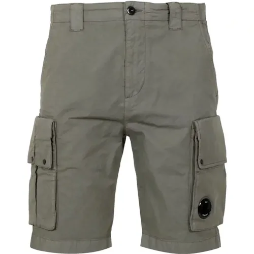 Agave Cotton Shorts with Logo , male, Sizes: S - C.P. Company - Modalova