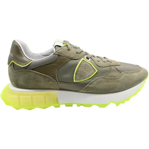 Niedrige Neon Militär Sneakers , Herren, Größe: 42 EU - Philippe Model - Modalova